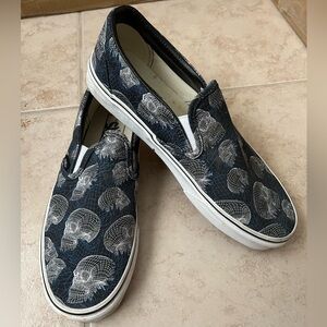Navy Blue Skull Vans